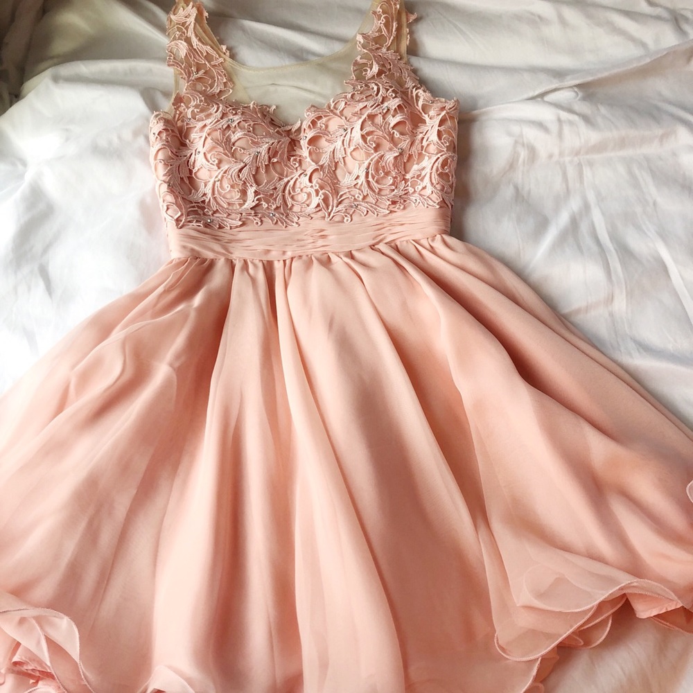Short Sweet Sixteen/Prom dress